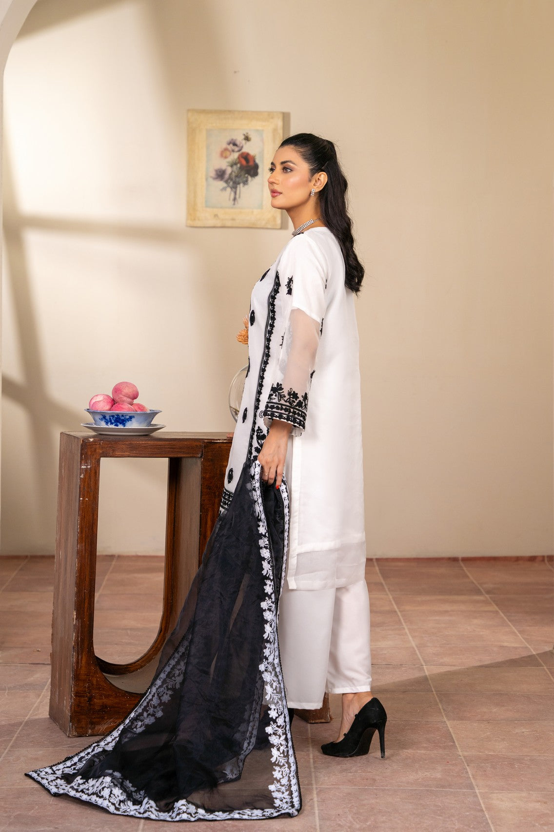 White Daffodil 3pc