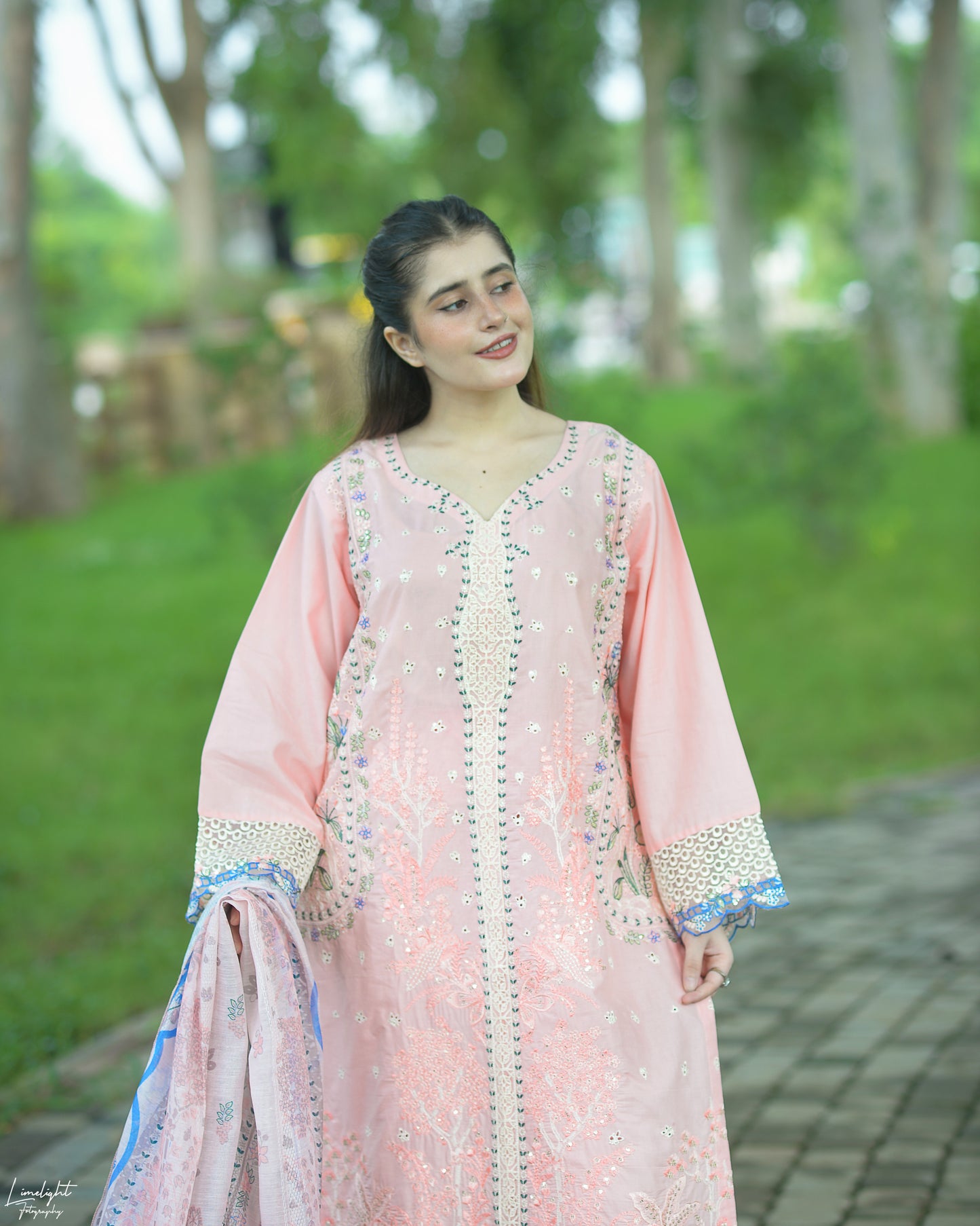 Hoorain 3PC