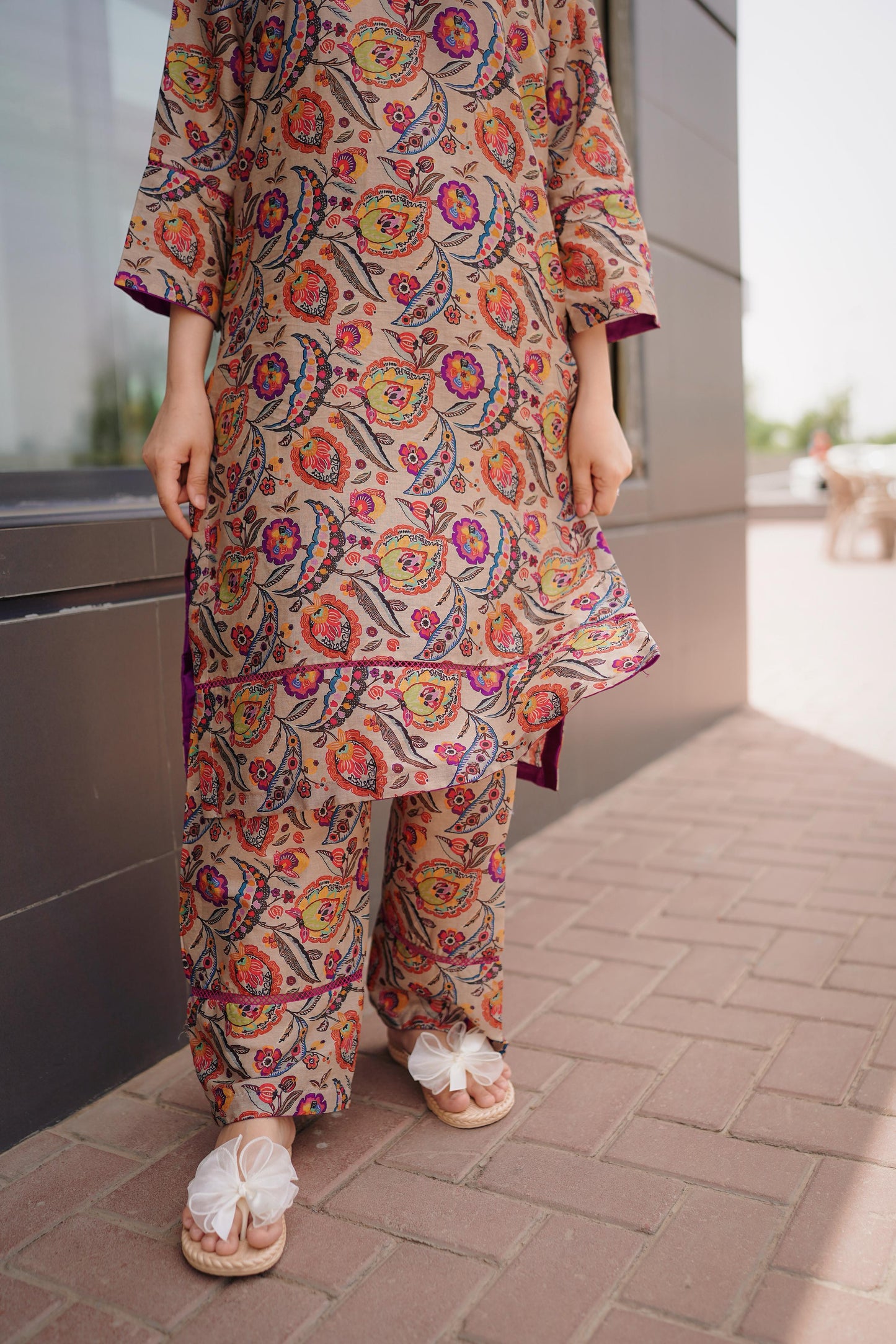 Meera 2pc