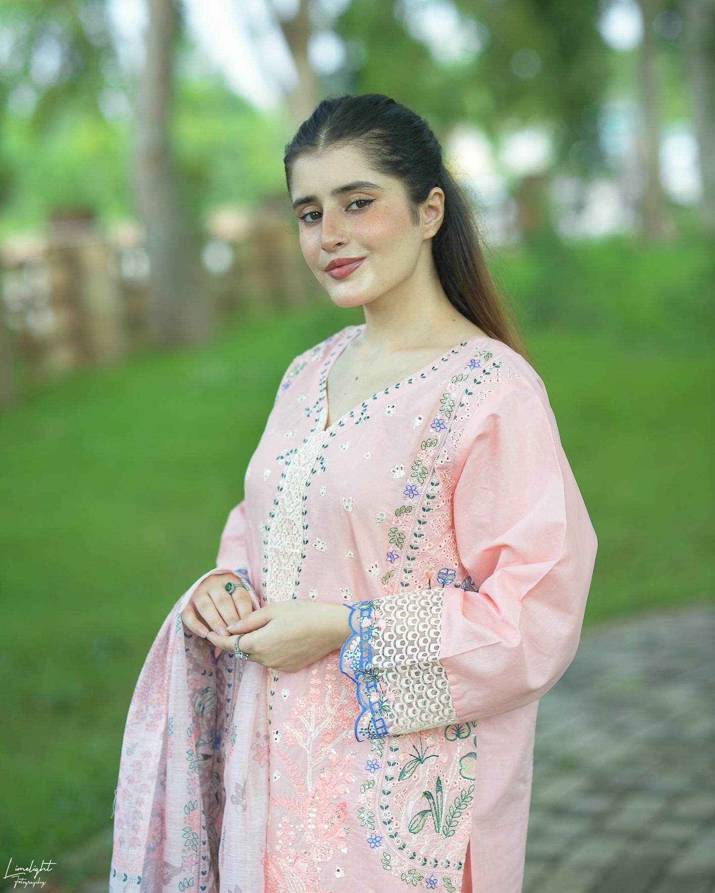 Hoorain 3PC