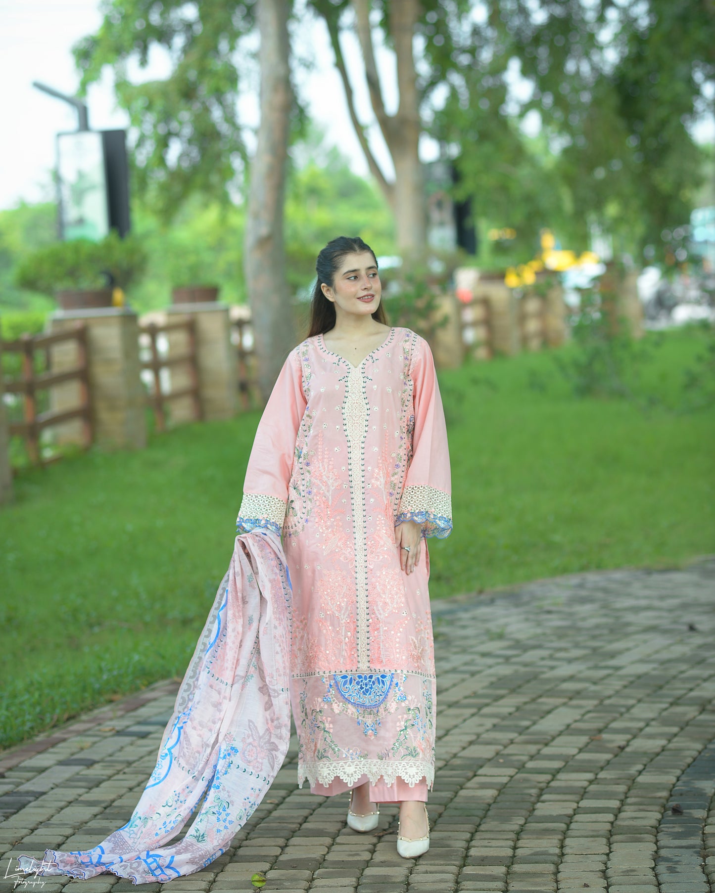Hoorain 3PC